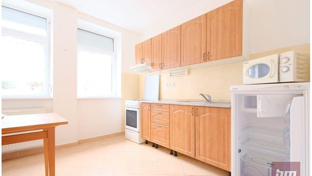 Prenájom 1,5 izbového bytu v Ružinove na Záhradníckej ul.