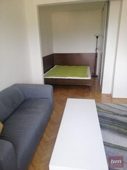 Prenájom 1 - izb. bytu v Novom Meste na Račianskej ul.