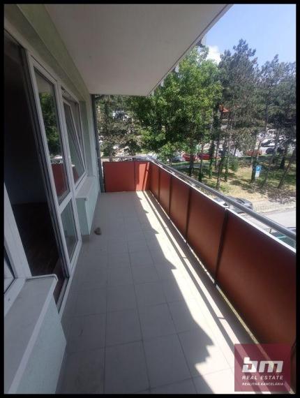 Prenájom - 2 izb. byt Lamač Malokarpatské Námestie