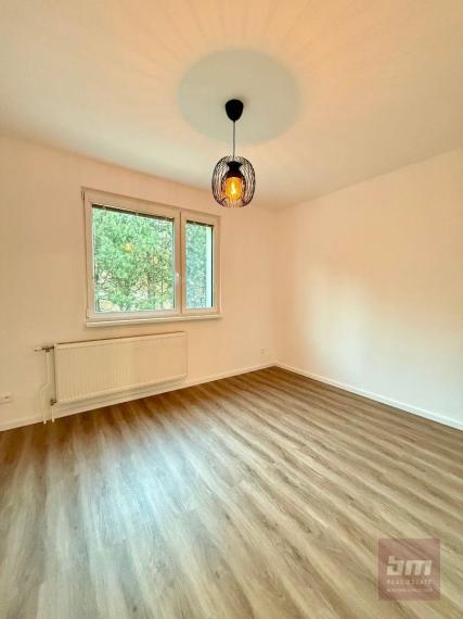 Predaj - krásny 3-izbový byt v Lamači s veľkou lodžiou