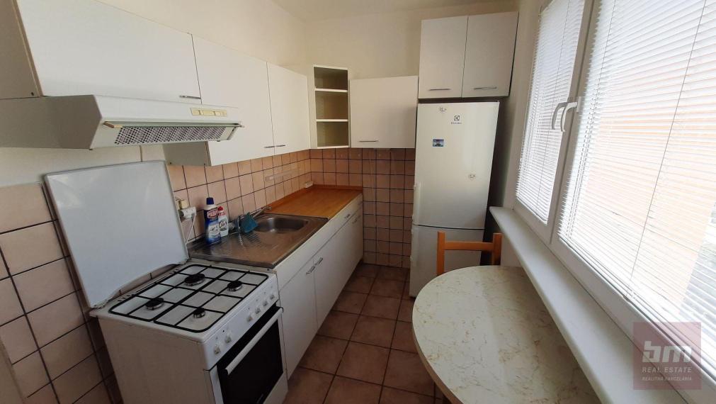 Predaj - pekný 1-izbový byt v Dúbravke