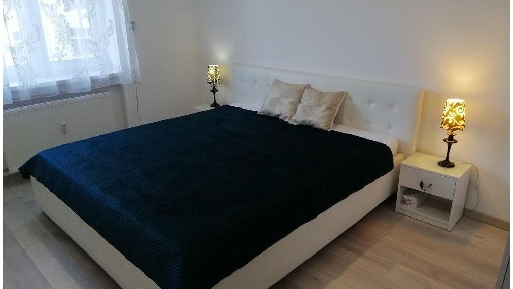 Prenájom 2 - izb. bytu s parkovacím miestom v Starom Meste na Šancovej ul.