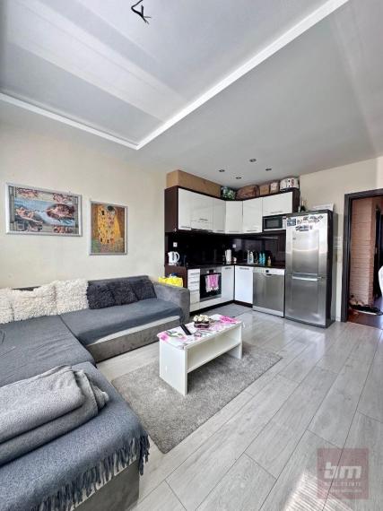 Prenájom - veľmi pekný 2-izbový byt na začiatku Petržalky