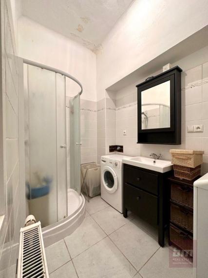 Predaj - Jedinečný  prvorepublikový 3 izbový byt na Pražskej ul.