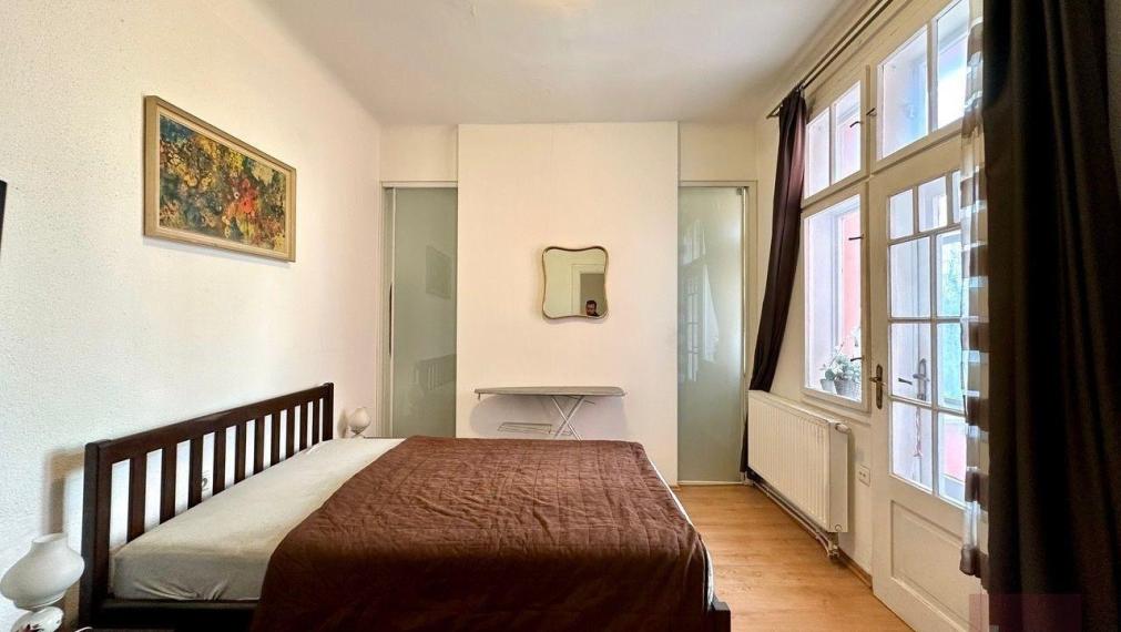 Predaj - Jedinečný  prvorepublikový 3 izbový byt na Pražskej ul.