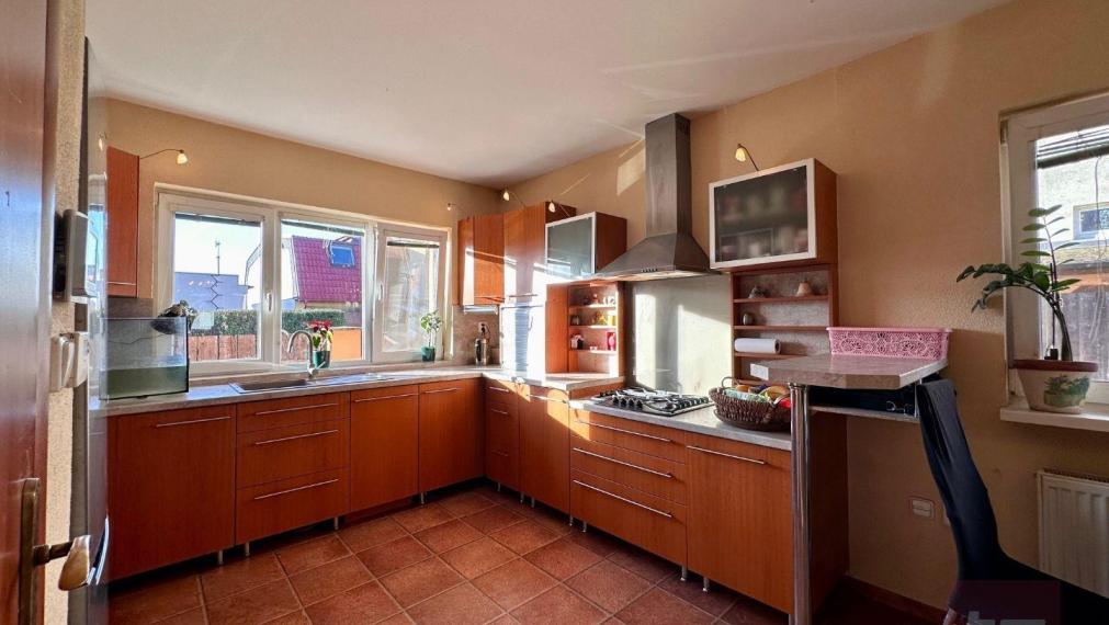 Predaj - veľmi pekný rodinný dom v Limbachu