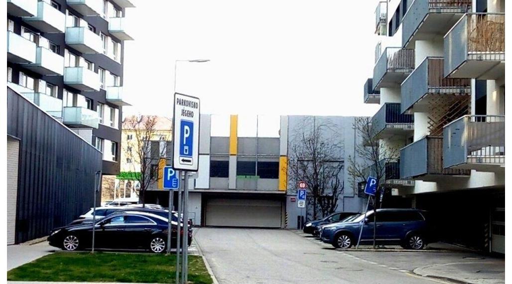 Prenájom parkovacieho miesta v garáži na Jégeho ul.