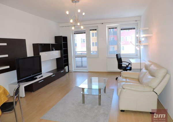 Prenájom 2 - izb. bytu v Petržalke na Vyšehradskej ul.