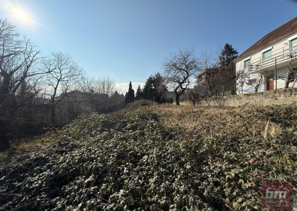 Predaj - exkluzívny pozemok na Kolibe, 18x39 m