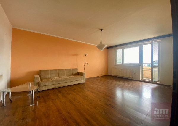 Predaj - 2-izbový, slnečný byt s lodžiou na začiatku Petržalky