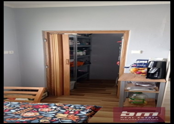 Predaj - 3 izb. byt Rača Mudrochová ul.