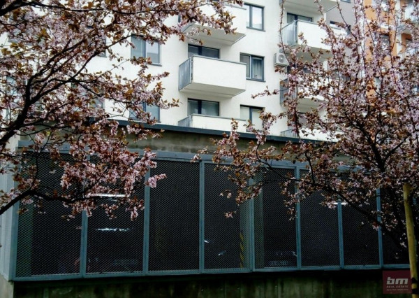 Prenájom parkovacieho miesta v garážovom dome na Jegeho ul.